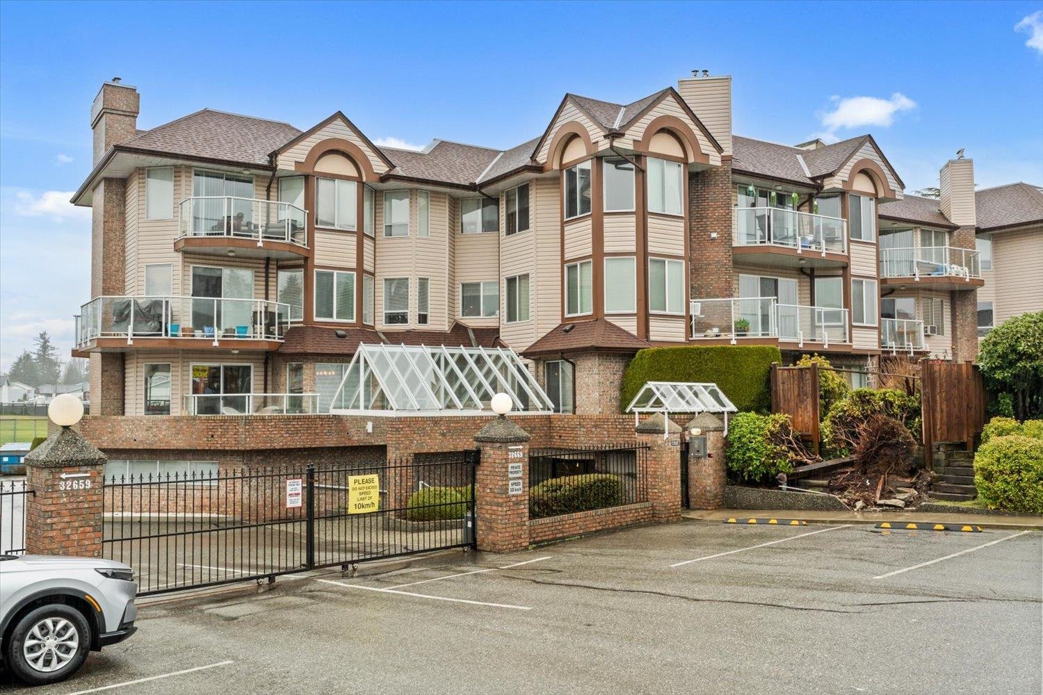 Additional image 2 of 307-32669 George Ferguson Way, Abbotsford, BC, V2T 4E4
