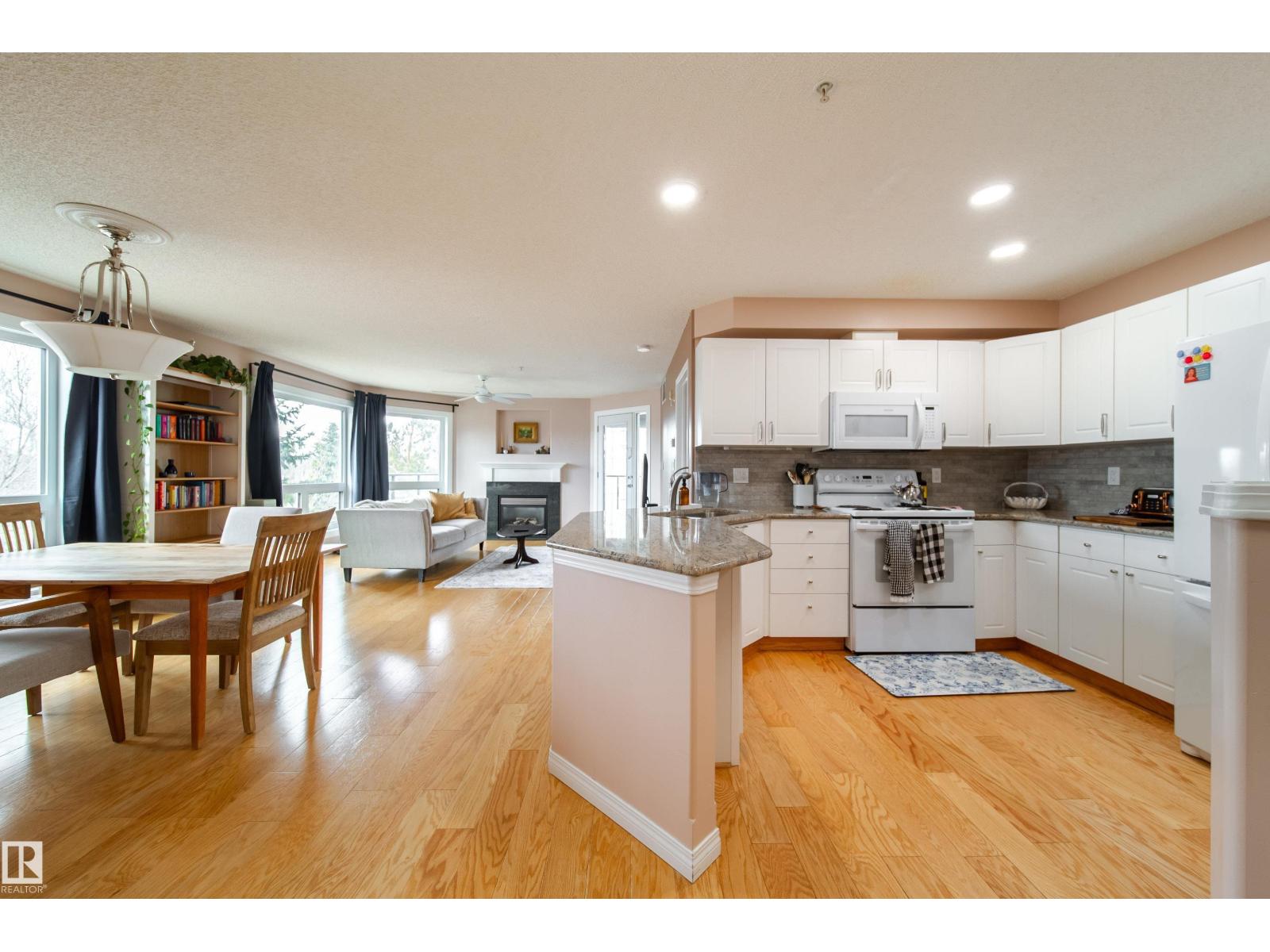 Additional image 6 of 409-7839 96 Street NW, Edmonton, AB, T6C4R4