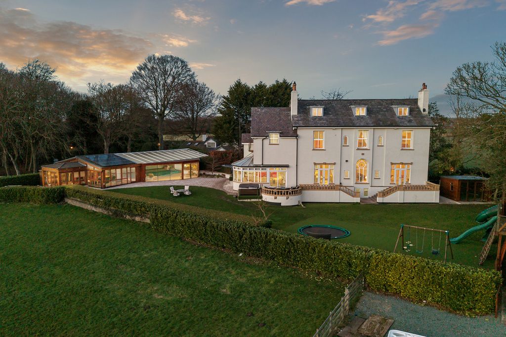 6 bed detached house for saleMill Lane, Aughton L39