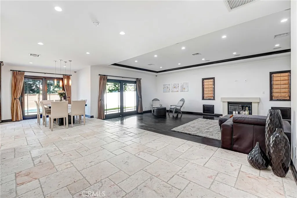 Additional image 20 of 4529 Don Pio Dr, Woodland Hills, CA 91364