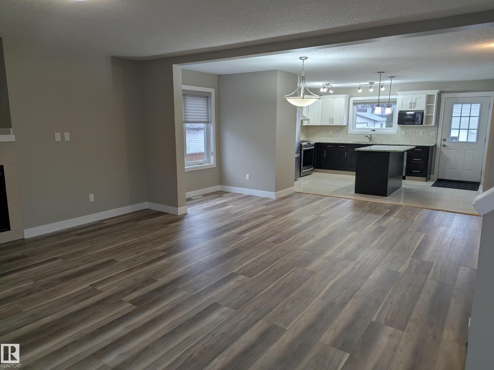 Additional image 3 of 9742 153 Street NW, Edmonton, AB, T5P2A5