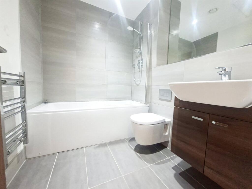 Additional image 4 of Broadway Residences, 105 Broad Street, B15