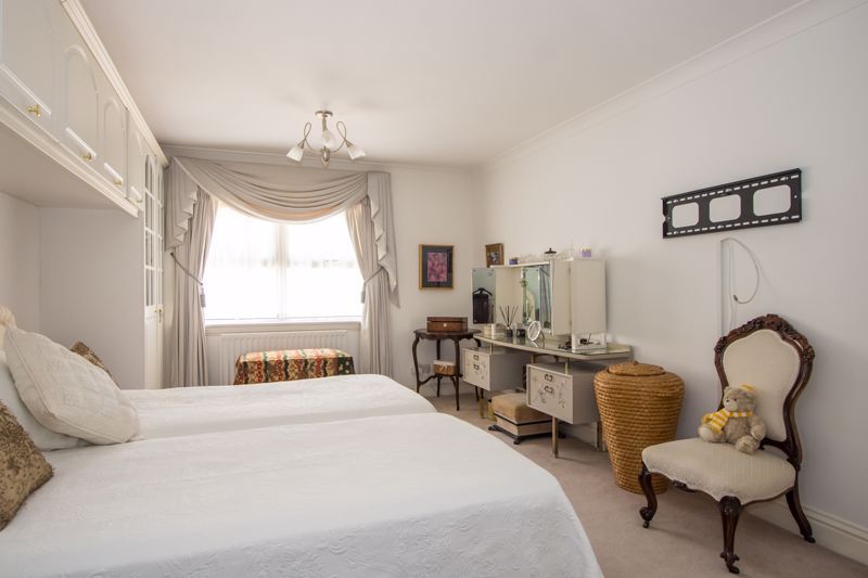 Additional image 10 of 3 bed flat for saleGlynne Tower, Bridgeman Road, Penarth CF64