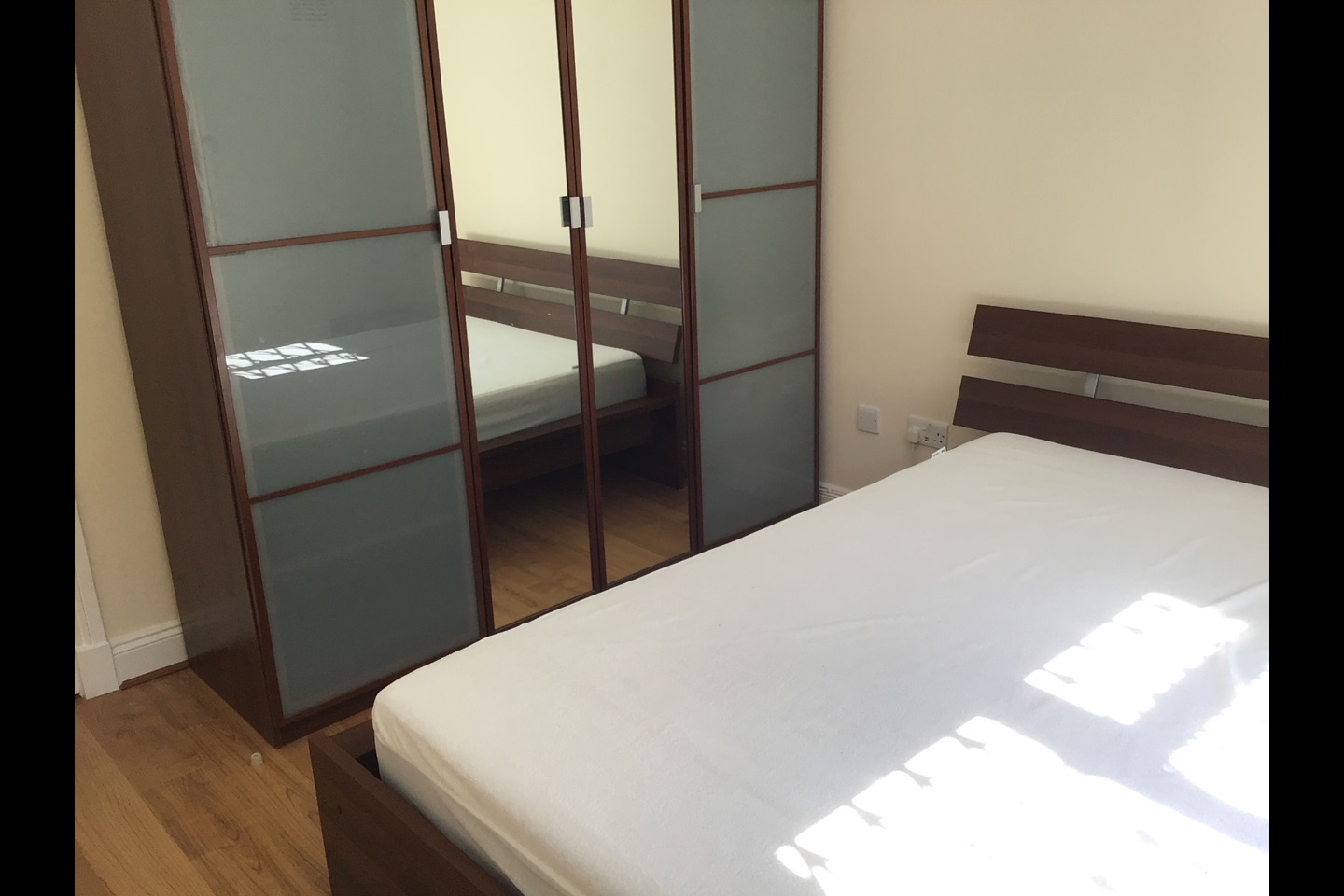 Additional image 8 of 2 Bed Flat, Vauxhall, SW8, N1 7GU