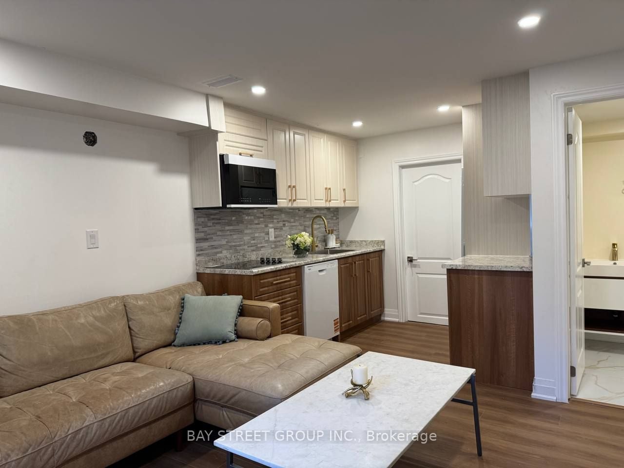 Additional image 2 of 49 Chiara Drive, Vaughan, ON, L6A 3K3