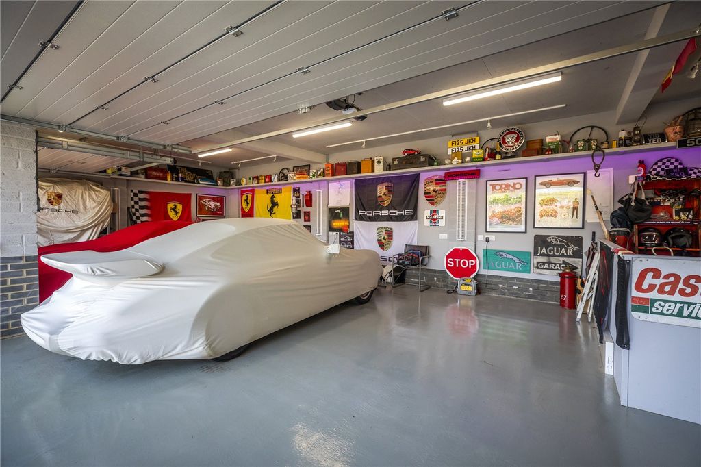 Additional image 11 of 5 bed detached house for saleElms Avenue, Poole, Dorset BH14