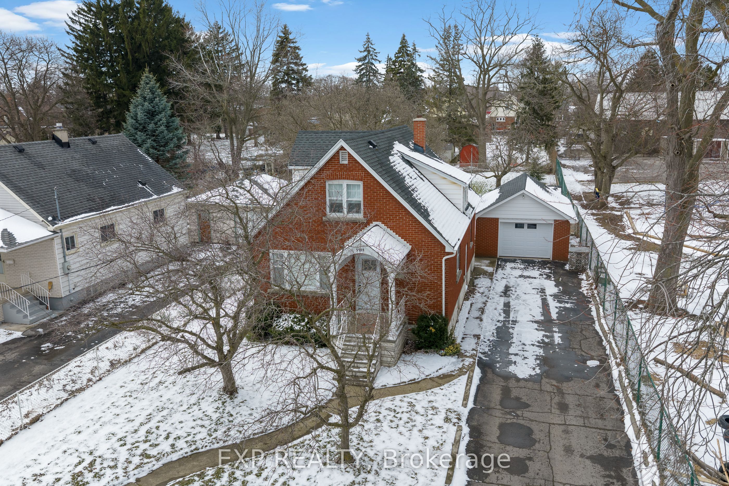 Additional image 3 of 3935 St Peter Avenue, Niagara Falls, ON, L2J 2N9