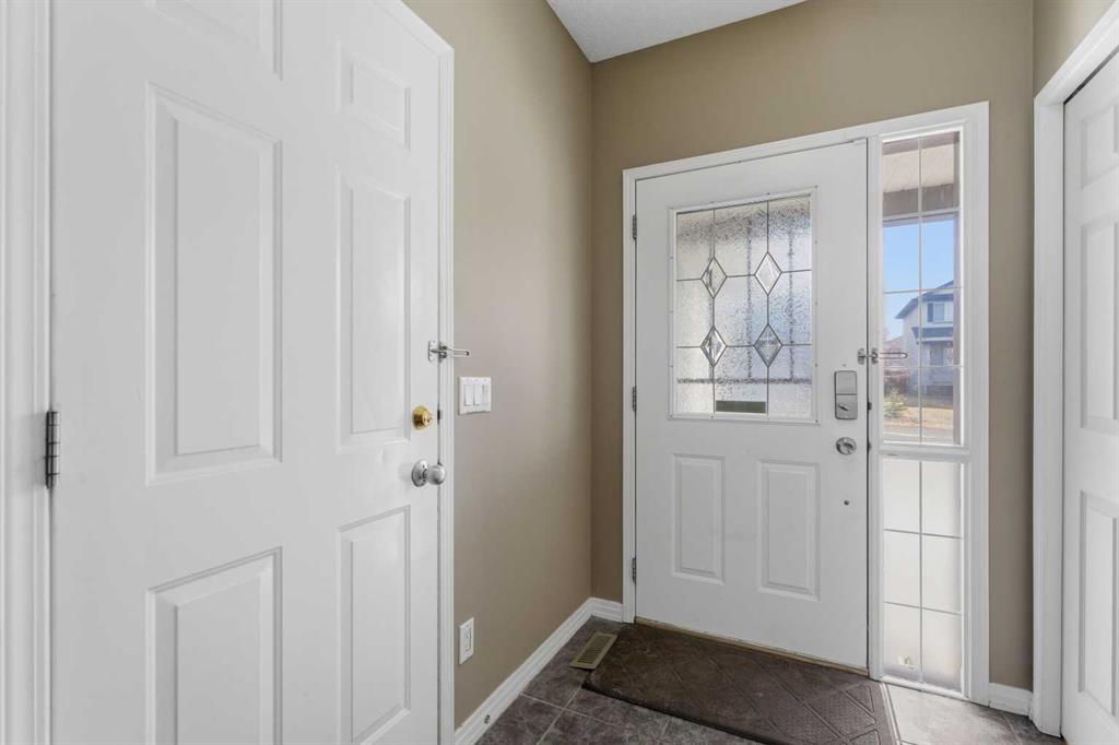 Additional image 4 of 328 Citadel Meadow Bay NW, Calgary, AB, T3G 4Z3