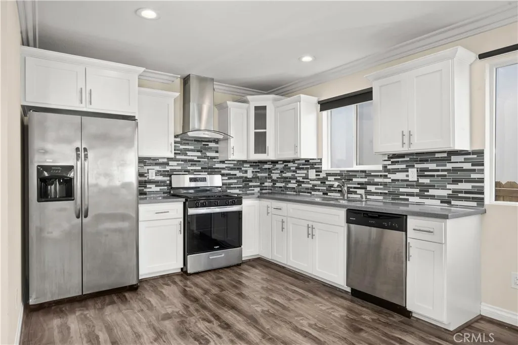 Additional image 7 of 4812 Saturn Street, Los Angeles, CA 90019