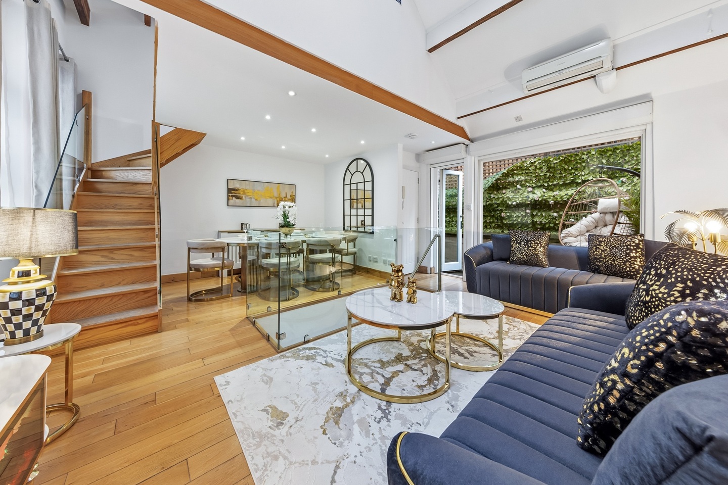 Additional image 29 of 2 Bed Flat, Ovington Mews, SW3, N1 7GU