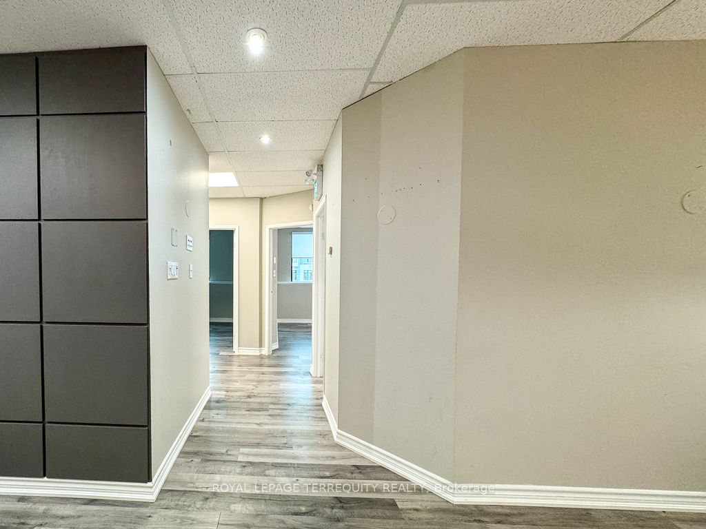 Additional image 4 of 201-5402 Main Street, Whitchurch-stouffville, ON, L4A 1H3