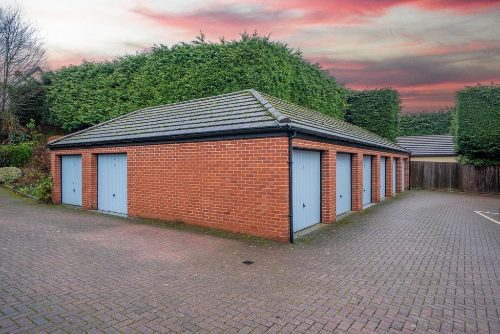 Additional image 15 of 2 bed flat for saleRoslyn Court, Willow Wong, Burton Joyce NG14