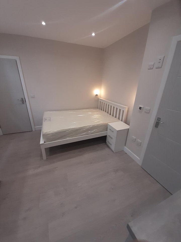 Additional image 35 of Studio Flat, London, SW1V, N1 7GU