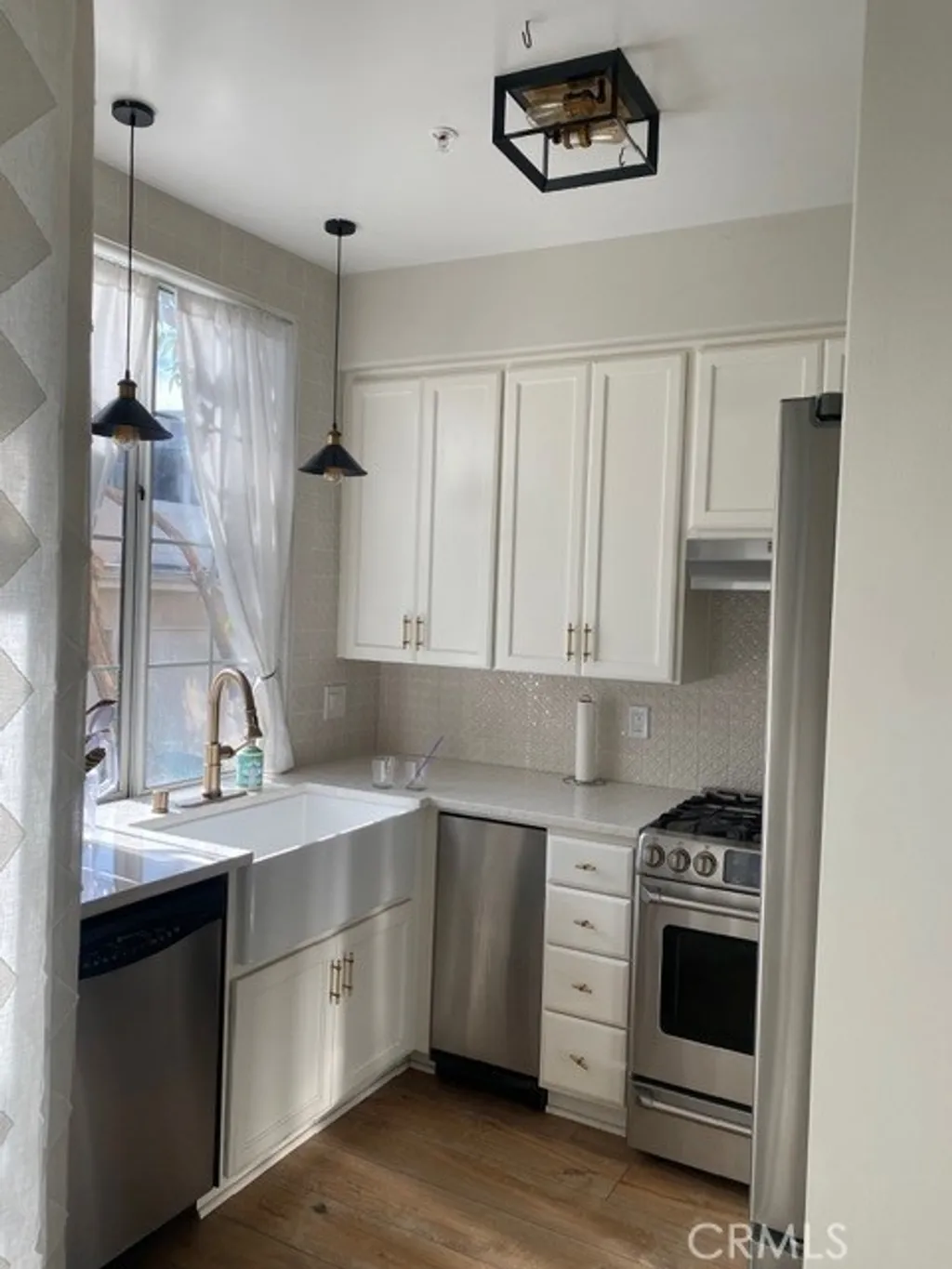 Additional image 2 of 2101 E 15th St Unit 8, Newport Beach, CA 92663