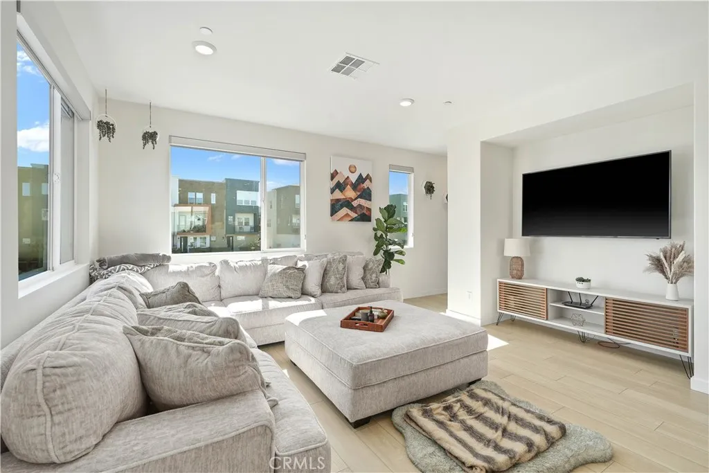 Additional image 49 of 27586 Manzanita Way, Valencia, CA 91381