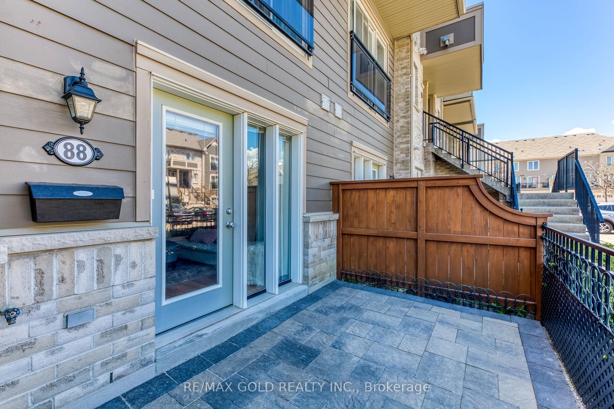 Additional image 2 of 88-60 Fairwood Circle, Brampton, ON, L6R 0Y6