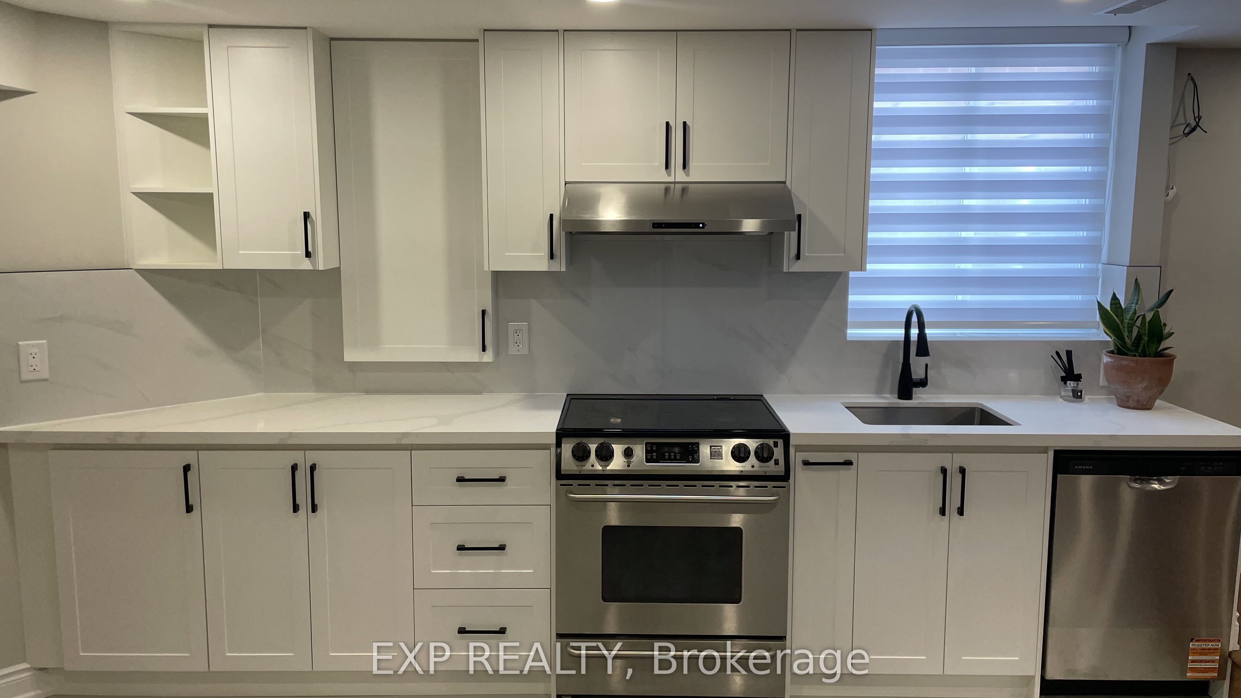 Additional image 2 of Basement-94 Lensmith Drive, Aurora, ON, L4G 6R9