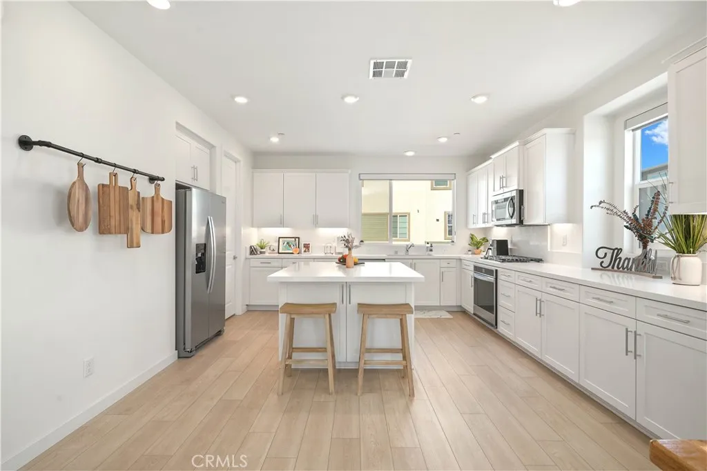 Additional image 13 of 27586 Manzanita Way, Valencia, CA 91381