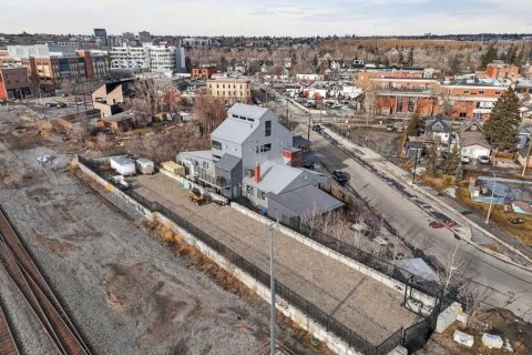 Additional image 7 of 1015 11 Street SE, Calgary, AB, T2T 2T2