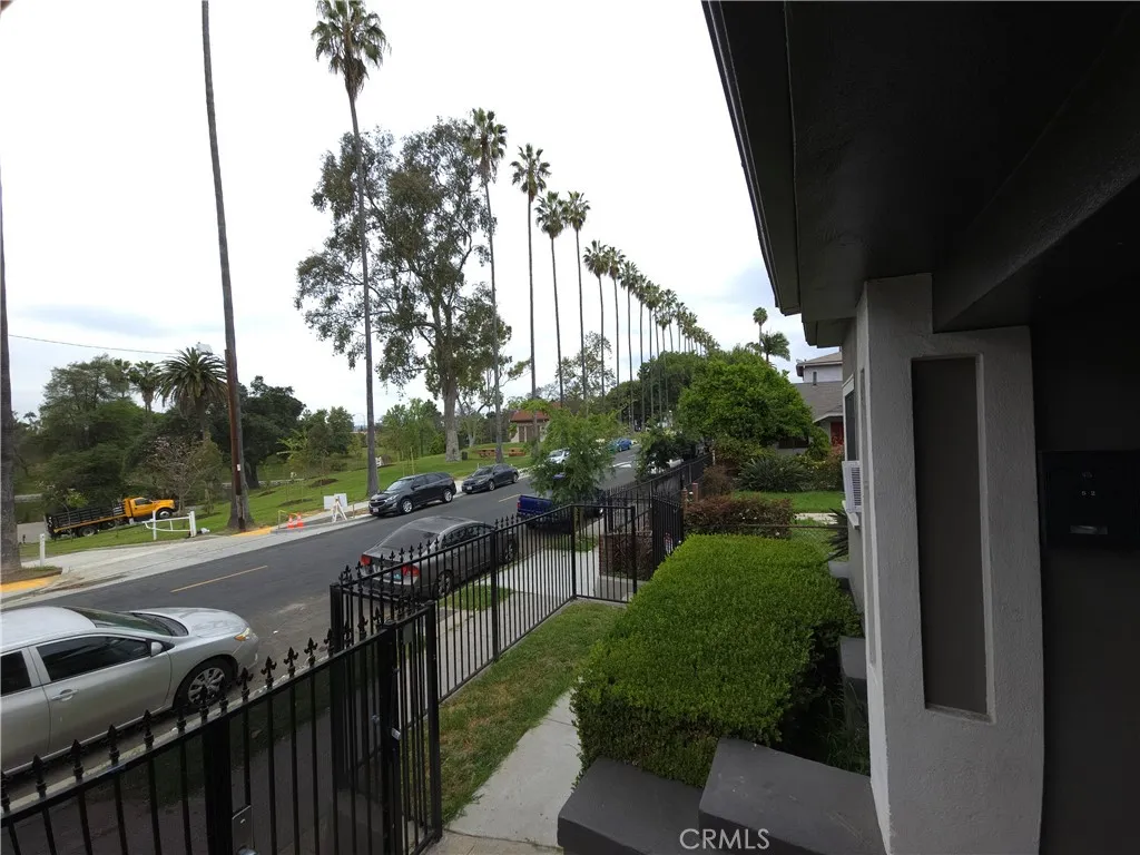 Additional image 12 of 532 S St Louis St, Los Angeles, CA 90033