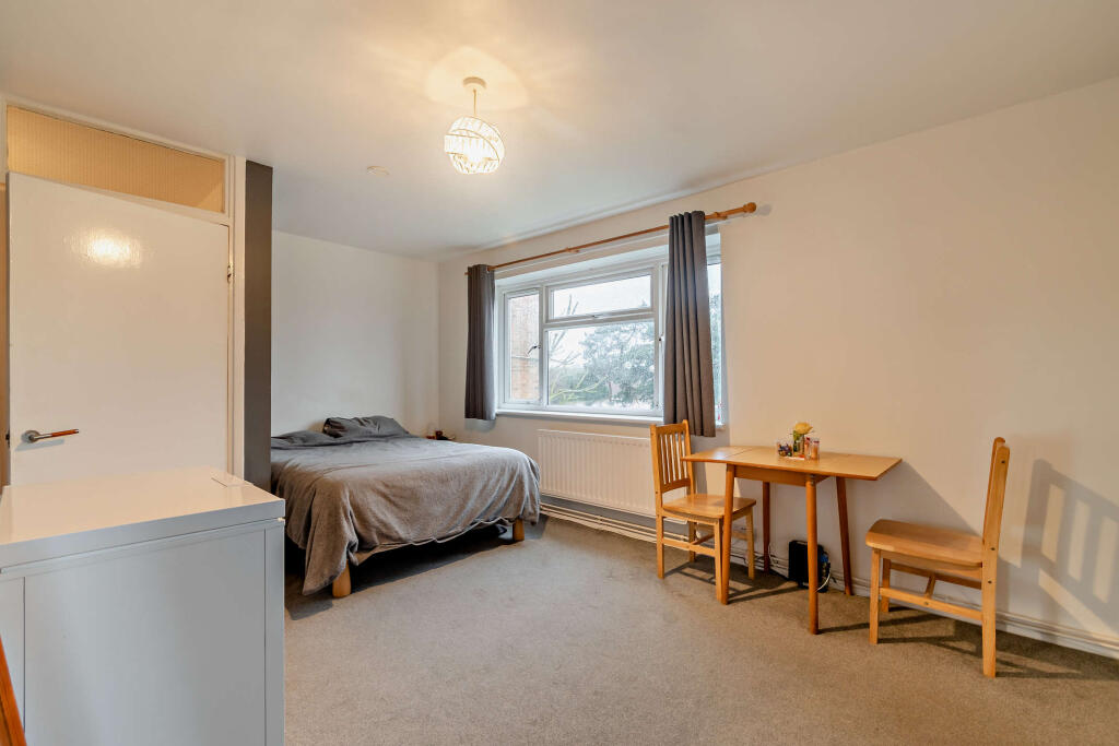 Additional image 4 of Hollybush House, Hollybush Lane, Hertfordshire, AL7