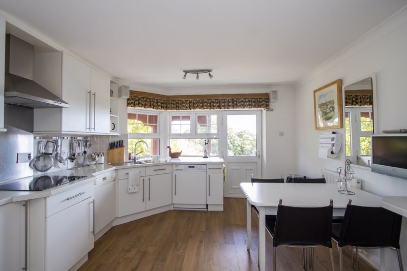 Additional image 6 of 3 bed flat for saleGlynne Tower, Bridgeman Road, Penarth CF64