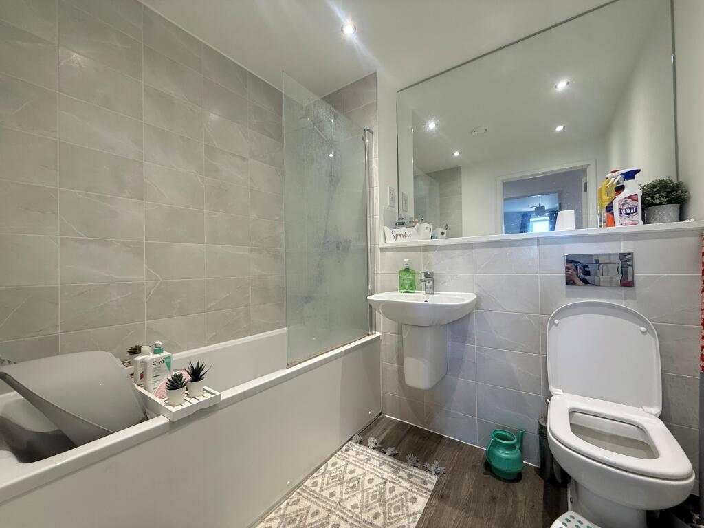 Additional image 10 of Hilltop Way, HATFIELD