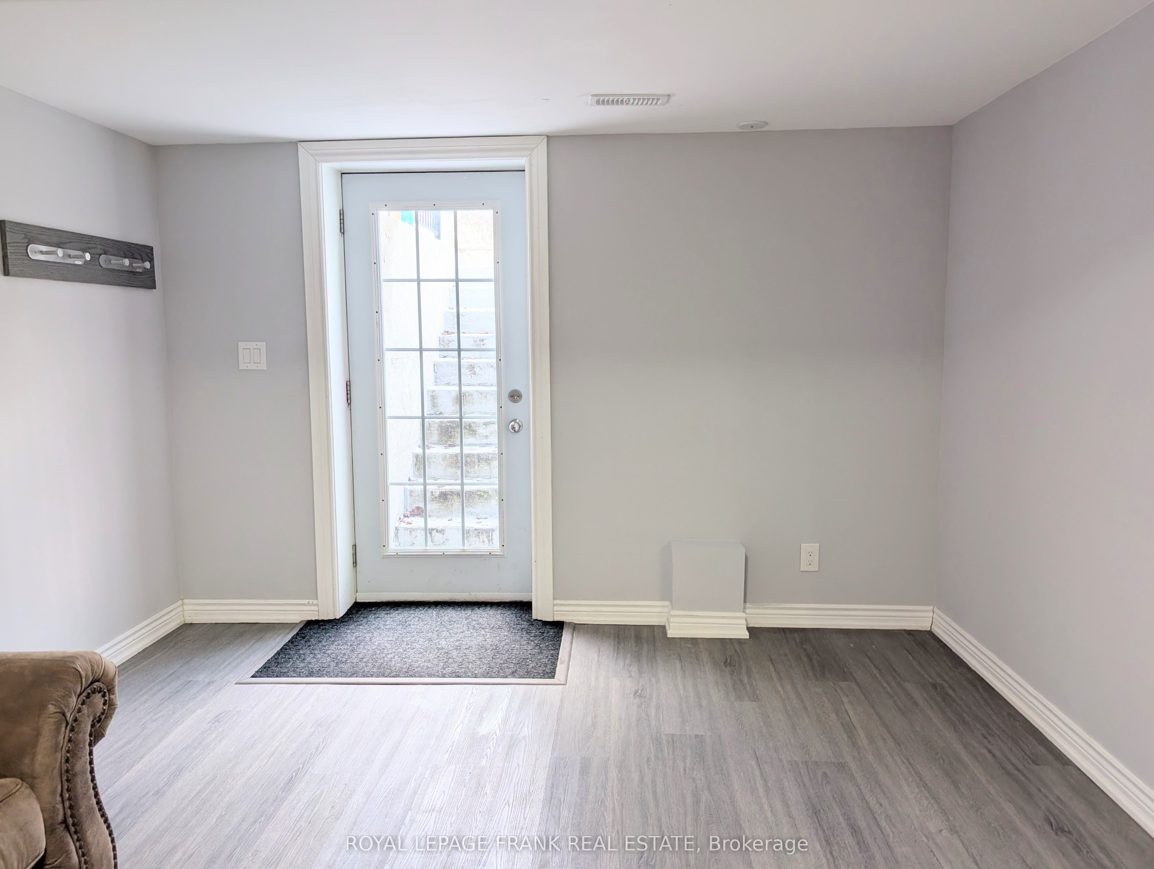 Additional image 4 of BSMT-99 Robinson Crescent, Whitby, ON, L1N 6W6