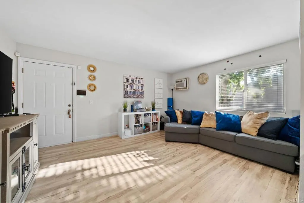 Additional image 5 of 1280 W Main Street, El Cajon, CA 92020