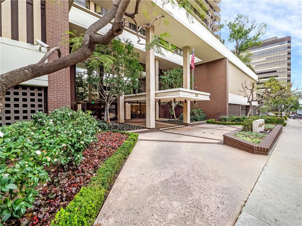 Additional image 4 of 222 Monterey Rd Unit 904, Glendale, CA 91206