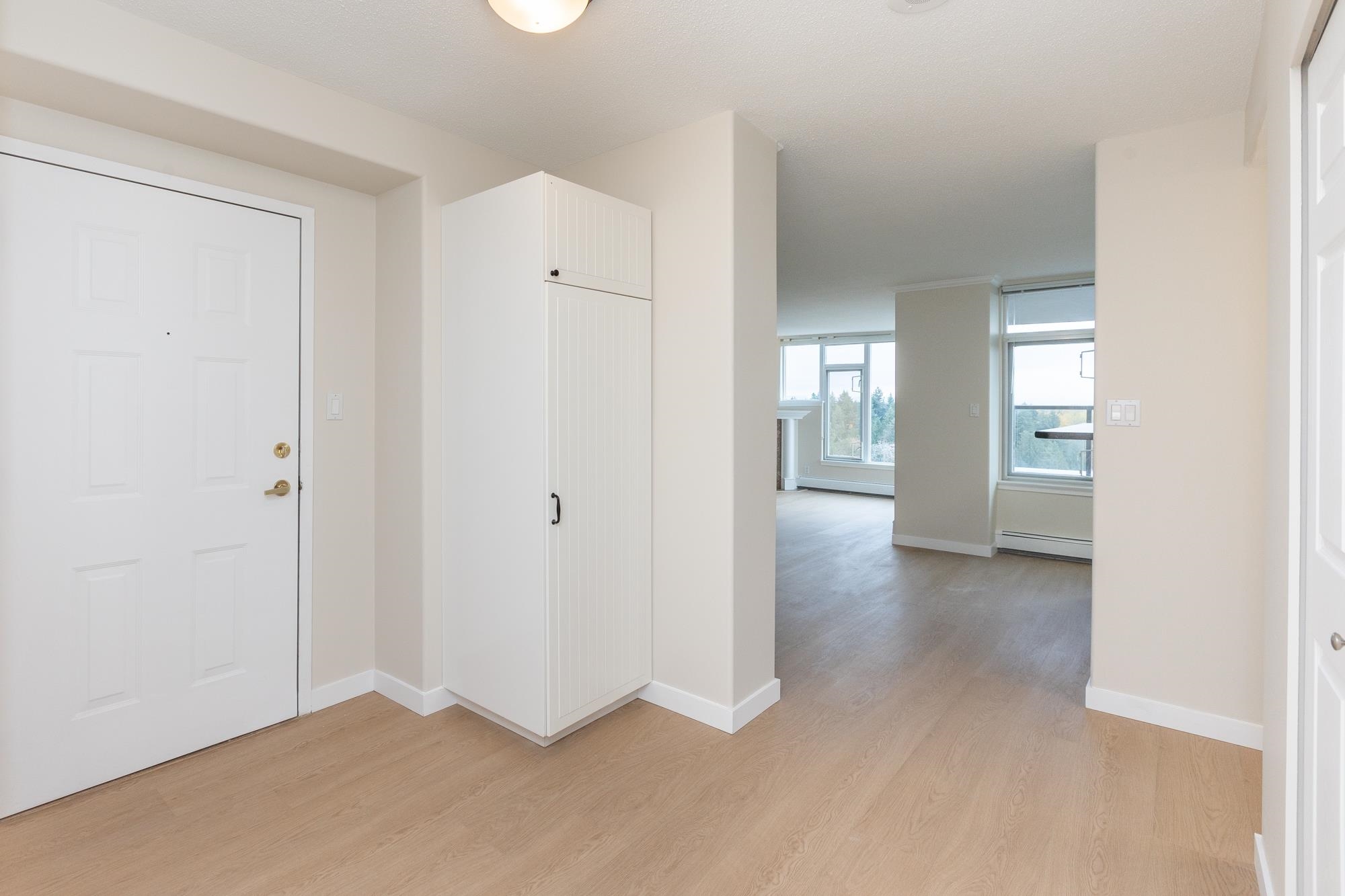 Additional image 4 of 1504-13880 101 Avenue, Surrey, BC, V3T 5T1