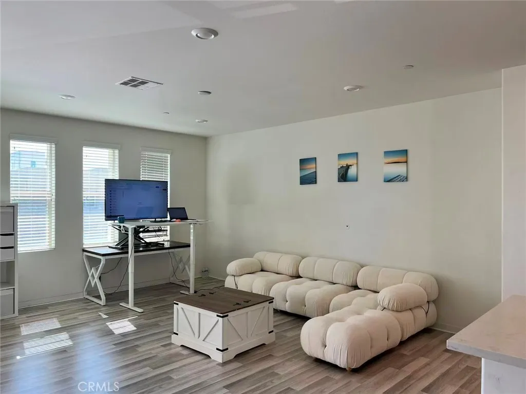 Additional image 4 of 129 Mongoose, Irvine, CA 92618