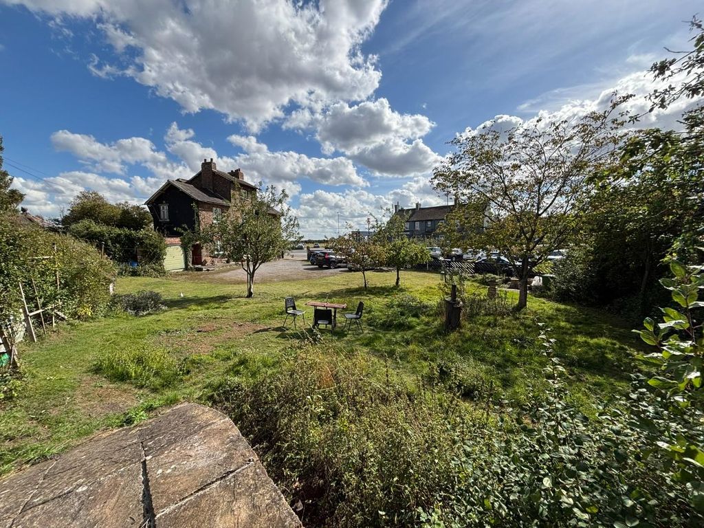 Land for saleStation Road, Thirsk YO7 photo 2