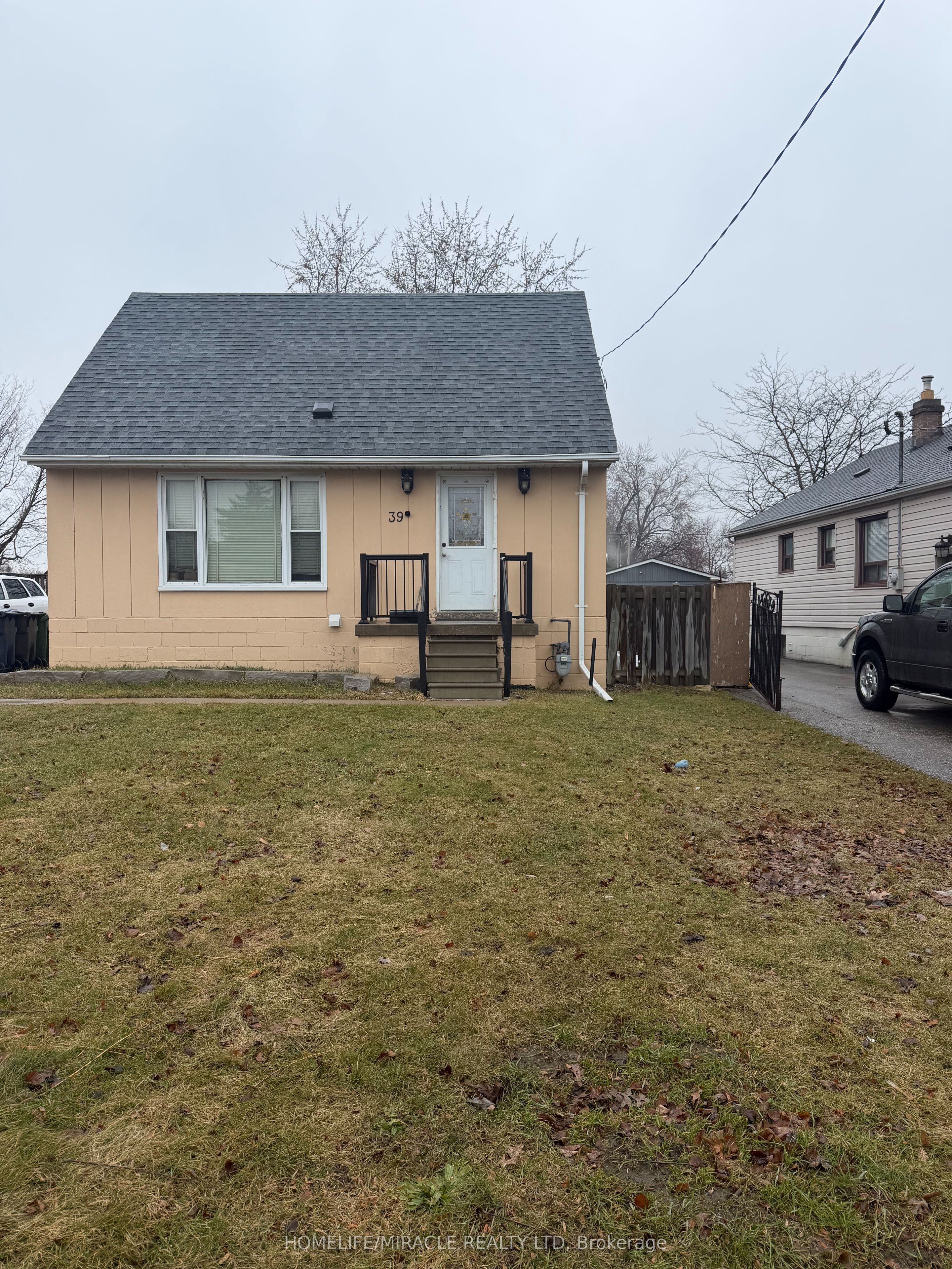 Additional image 2 of 39 Chalfont Road, Toronto, ON, M9W 3S4