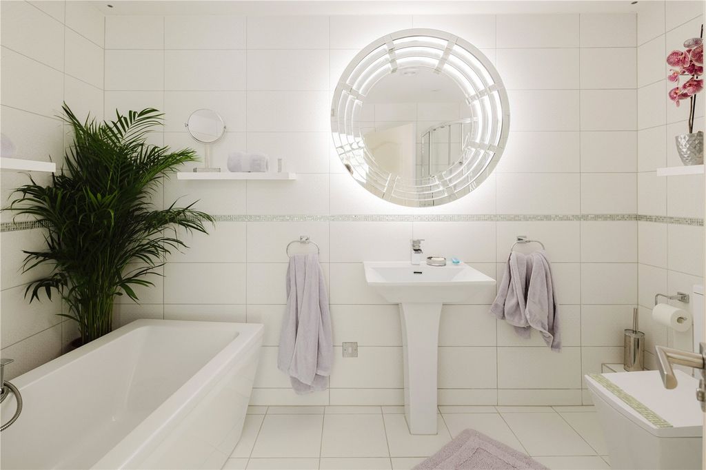 Additional image 12 of 2 bed flat for saleMoonraker, La Route De La Cote, St. Martin, Jersey JE3