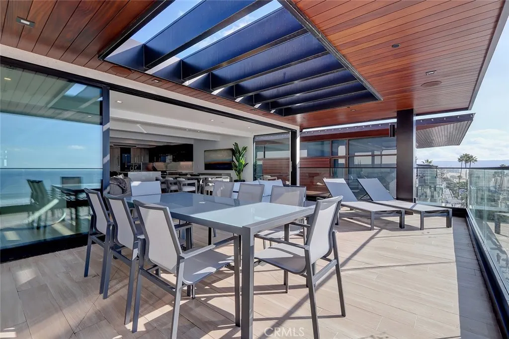 Additional image 3 of 1208 The Strand Unit C, Manhattan Beach, CA 90266