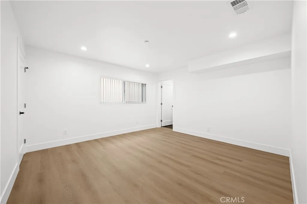 Additional image 31 of 2922 12th Avenue, Los Angeles, CA 90018