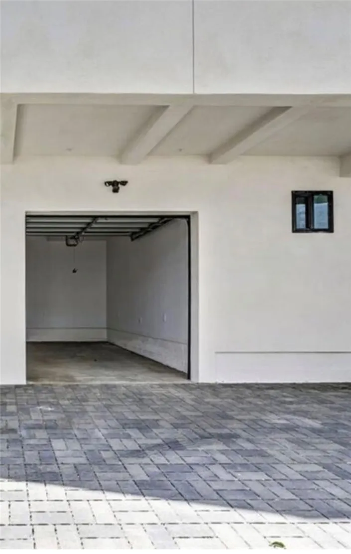 Additional image 16 of 4643 W 18th Street, Los Angeles, CA 90019