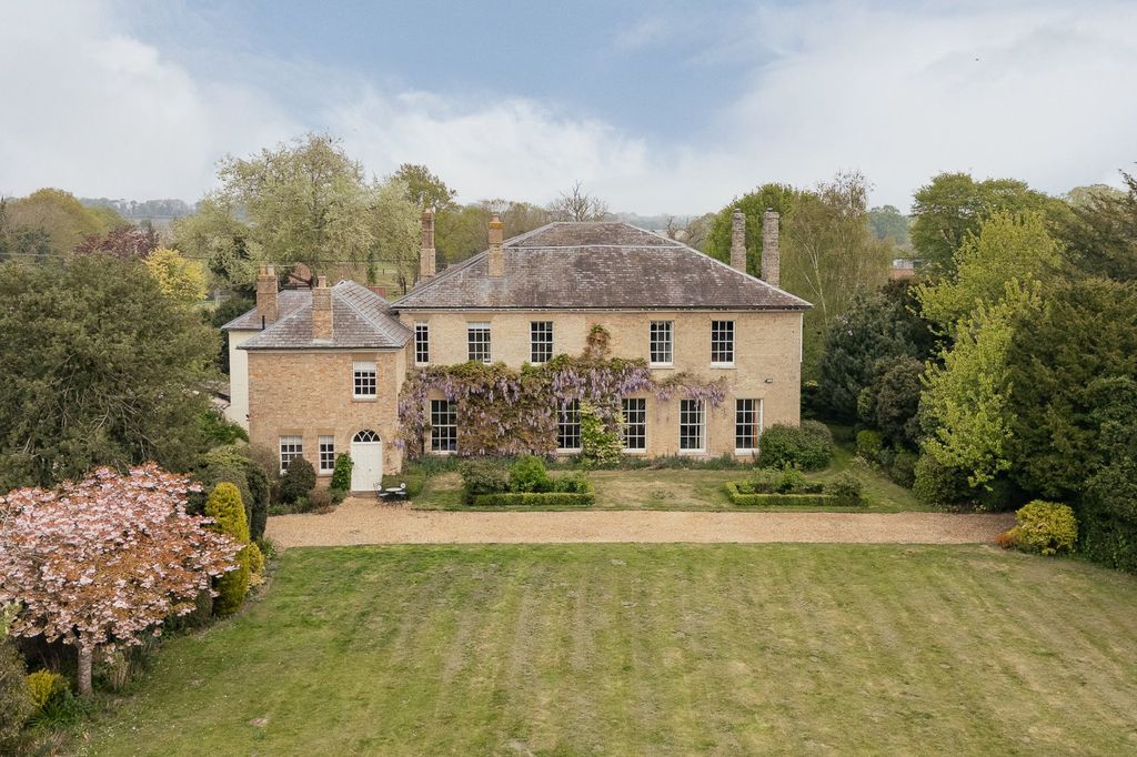 6 bed detached house for saleShropham, Norfolk NR17