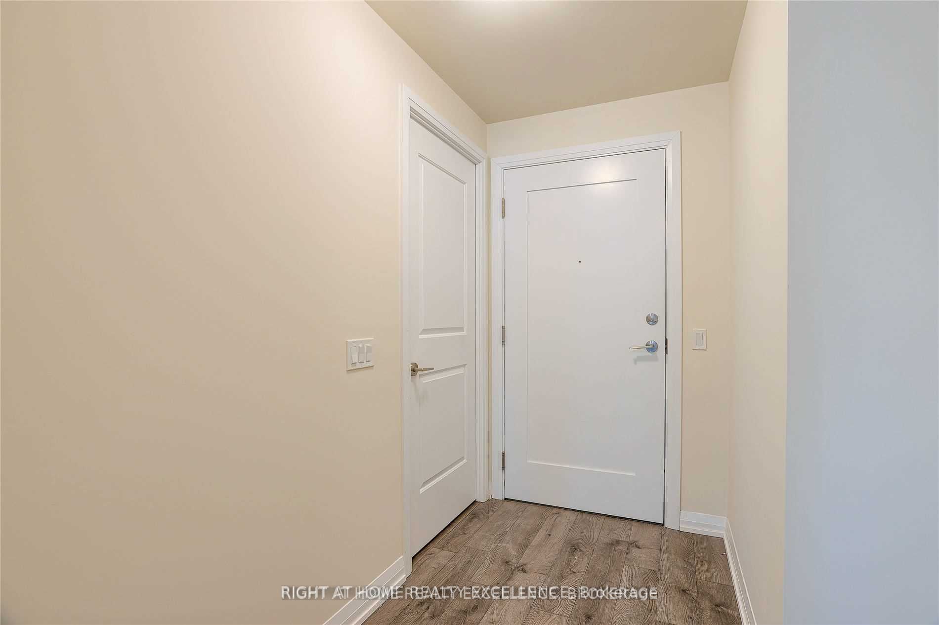 Additional image 3 of 703-65 Watergarden Drive, Mississauga, ON, L5R 0G9