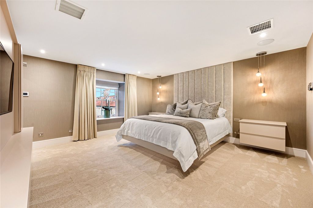 Additional image 12 of 5 bed detached house for saleLow Park Farm, Chantry Lane, Hazlewood, Tadcaster LS24