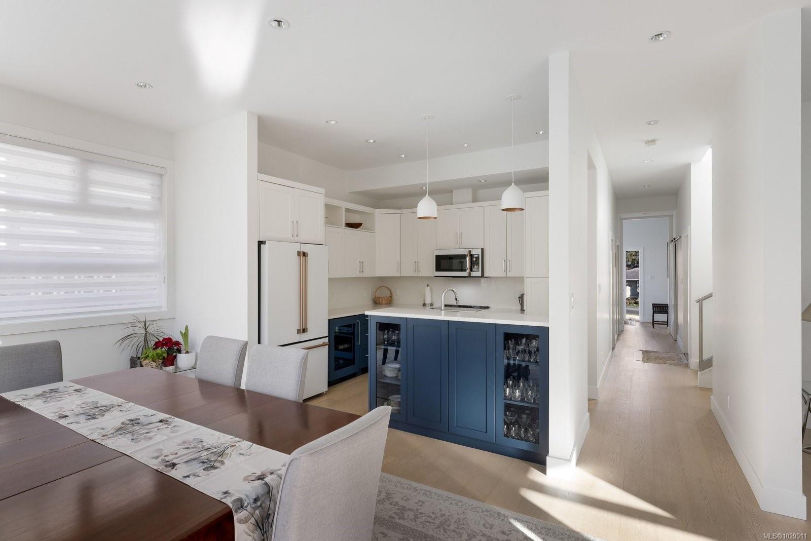 Additional image 3 of 10965 Madrona Drive, North Saanich, BC, V8L 5R7