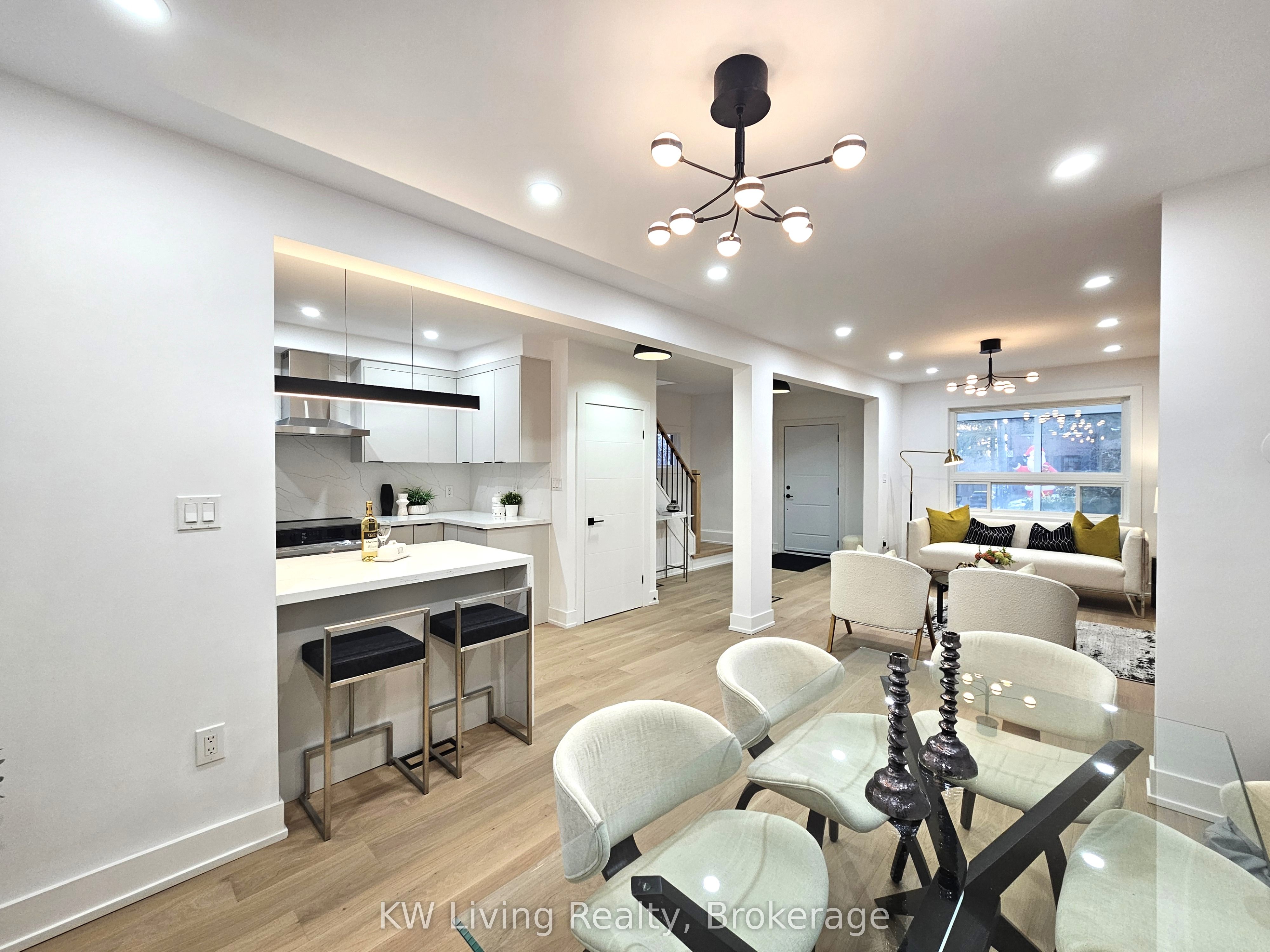 Additional image 4 of 113 Humbercrest Boulevard, Toronto, ON, M6S 4L4