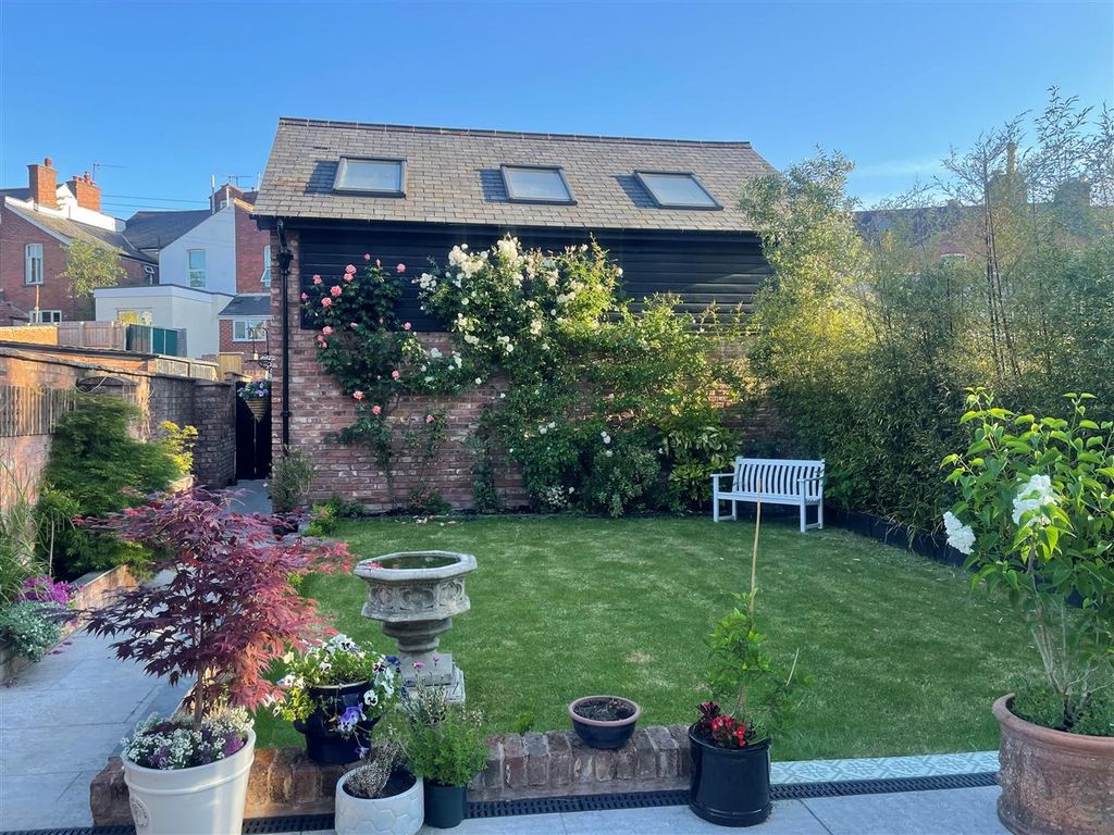 Additional image 17 of 5 bed flat for salePowderham Crescent, Exeter EX4