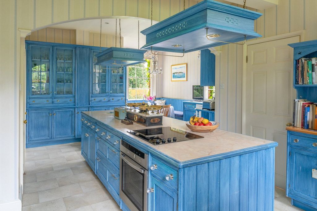 Additional image 18 of 10 bed detached house for saleHunton Down Lane, Winchester, Hampshire SO21