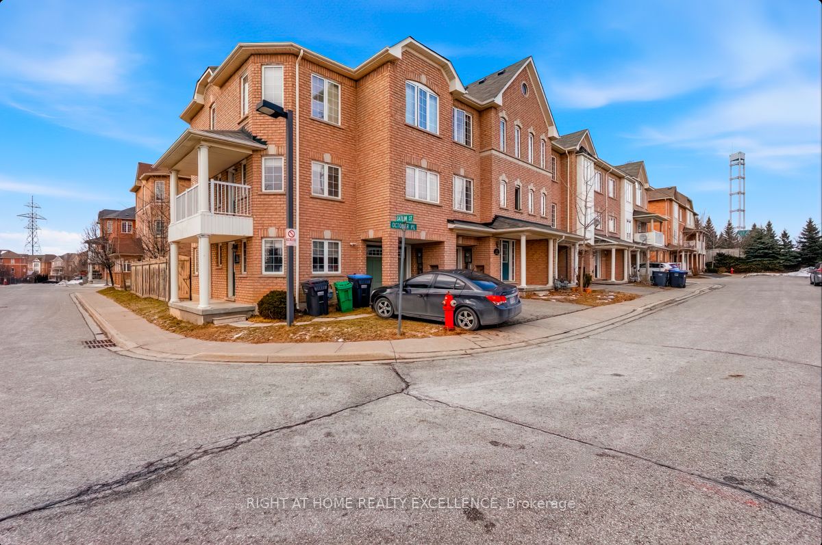 33 October Place, Brampton, ON, L6Y 0R6