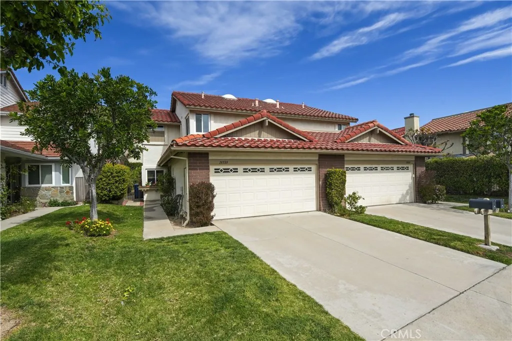 19539 Shadow Springs Way, Porter Ranch, CA 91326