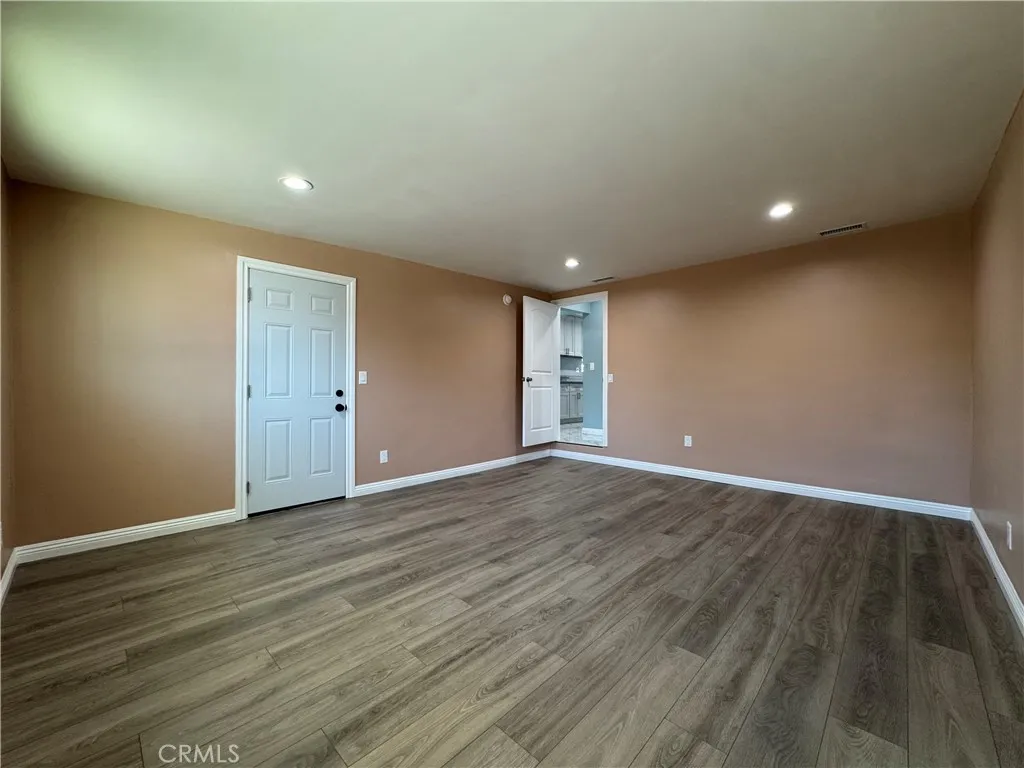 Additional image 52 of 7611 Bloomington Avenue, Burbank, CA 91504