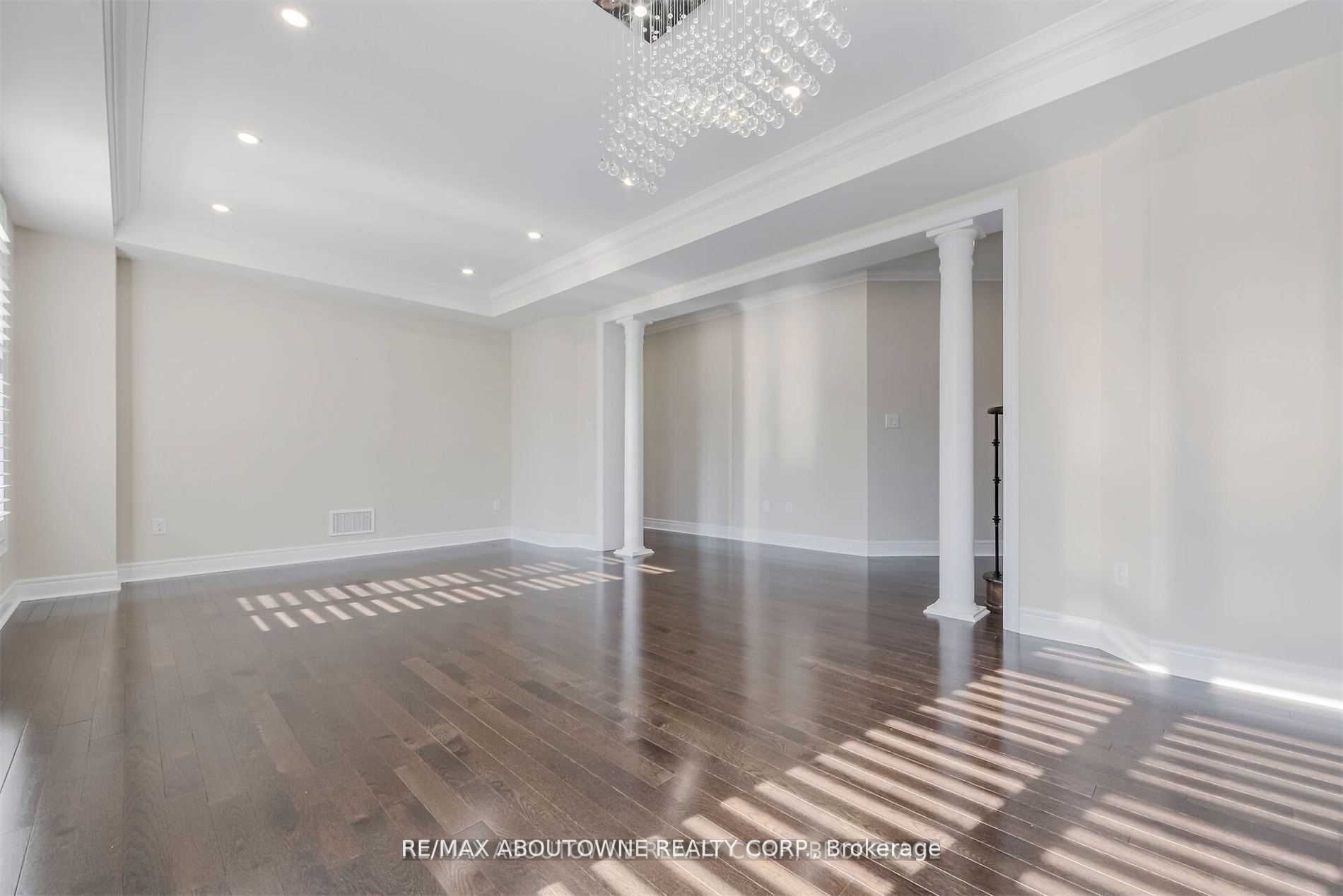 Additional image 4 of 206 Jessie Caverhill Passage, Oakville, ON, L6M 0Z6