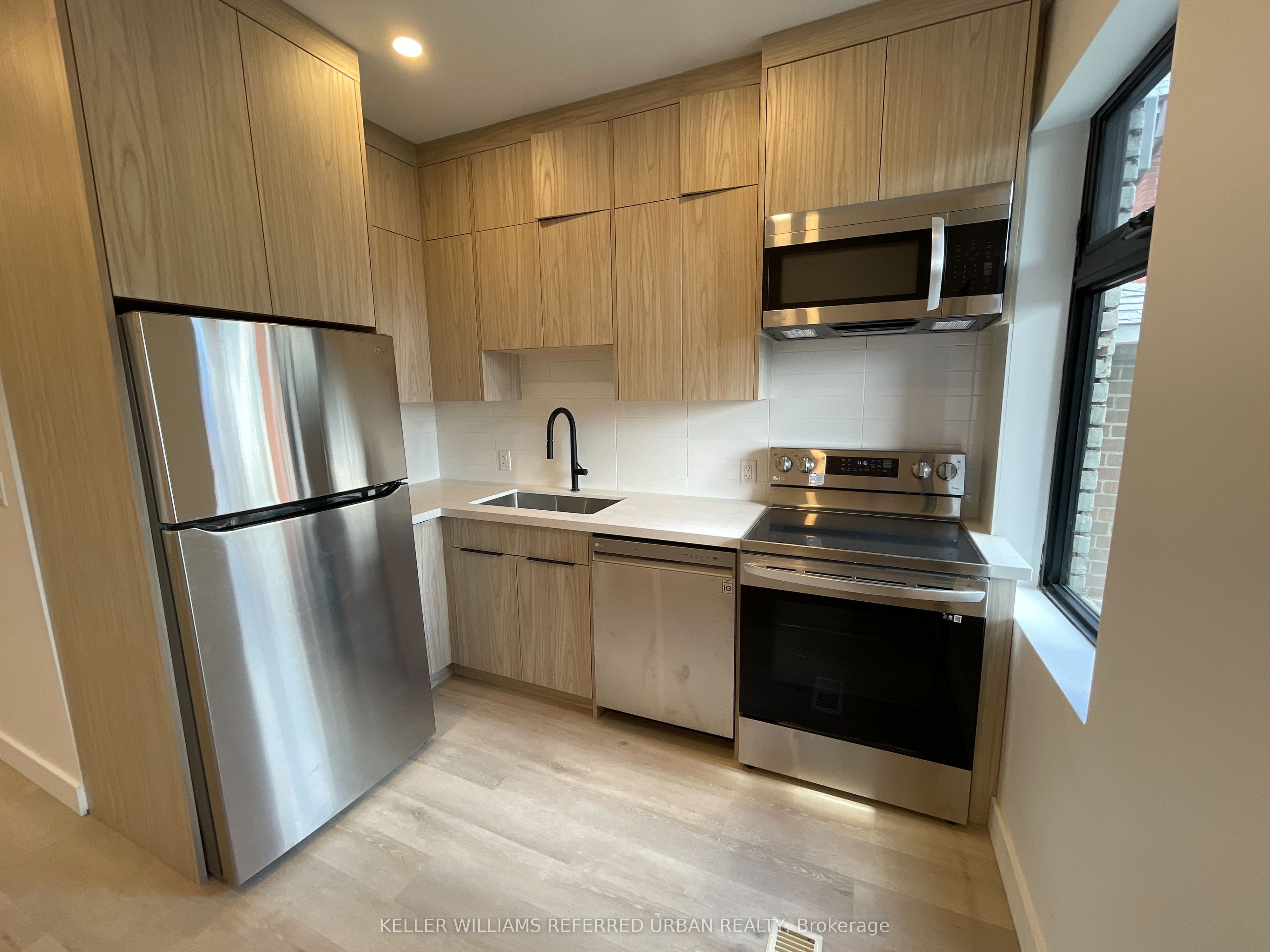 Main-1821 Davenport Road, Toronto, ON, M6N 1B8